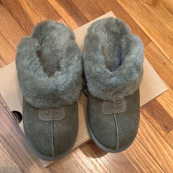 UGG Shoes - UGG Olive Fur-Lined Slippers